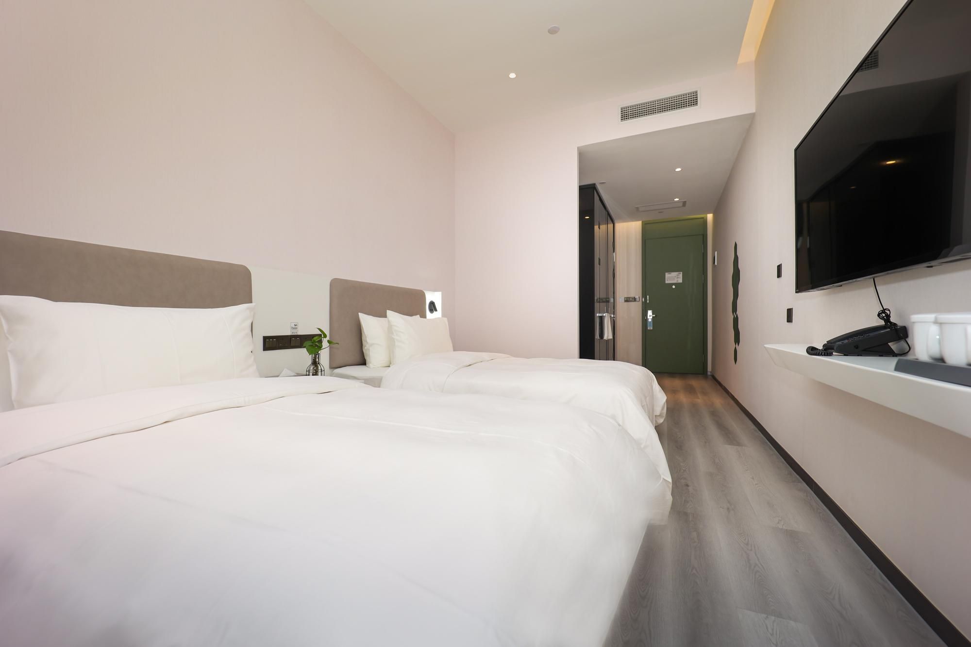 Huazhu - Twin Room