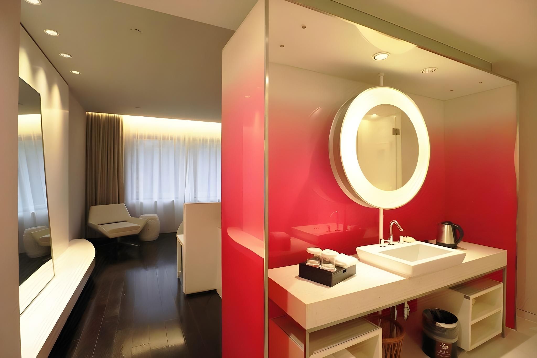 Classic Exceptional Business Room