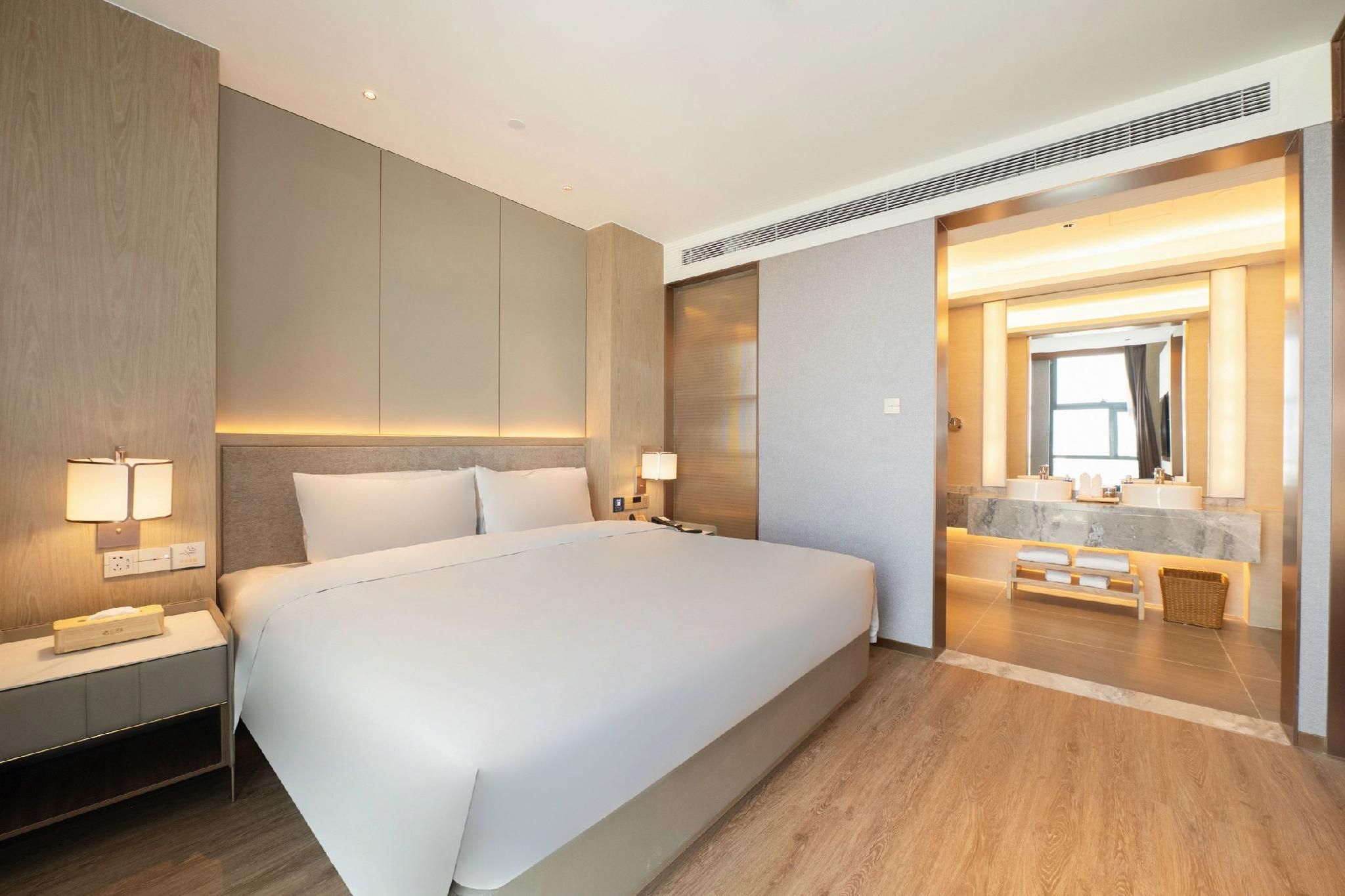 WH - Caige Honeymoon Suite