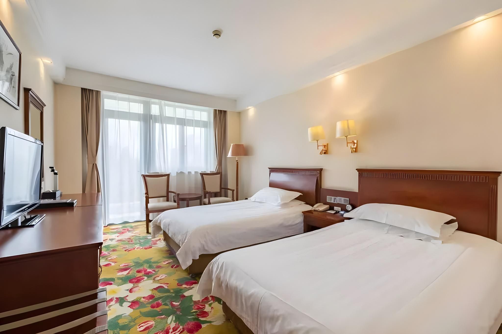 2 Bed Twin Superior Room
