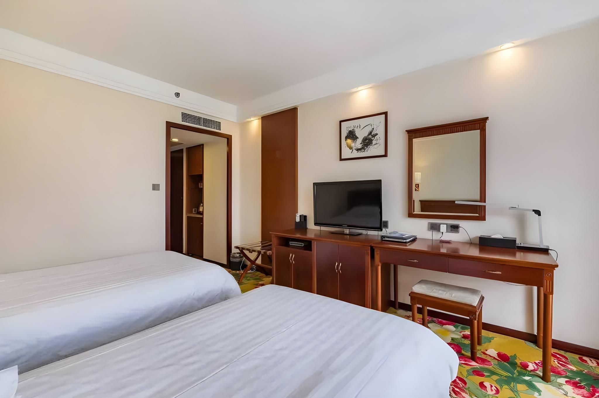 2 Bed Twin Superior Room