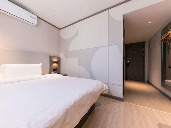 Hanting Hotel Shanghai Zhongshan Park Metro Station Double Room 2