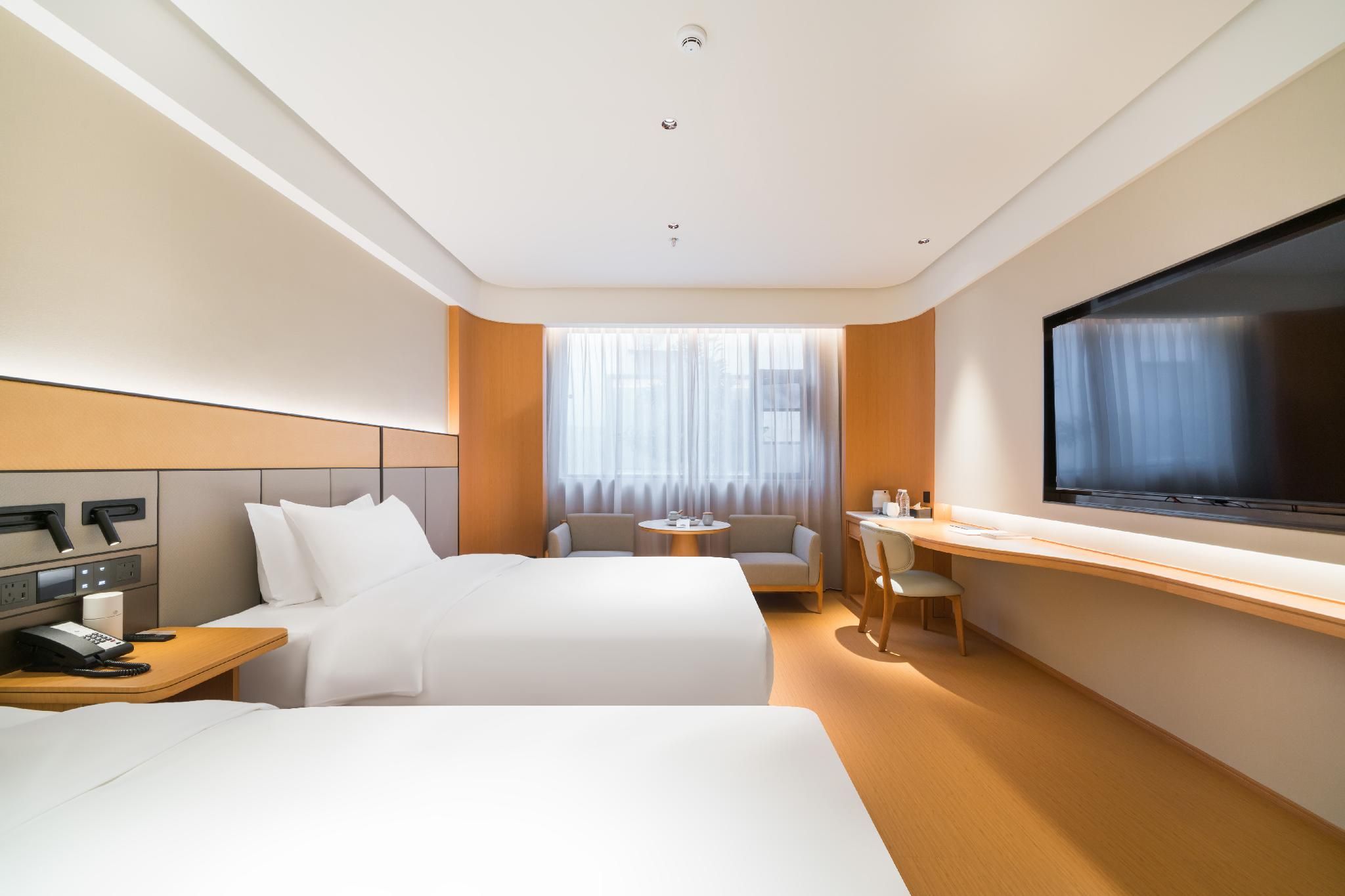 Huazhu - Business Twin Room