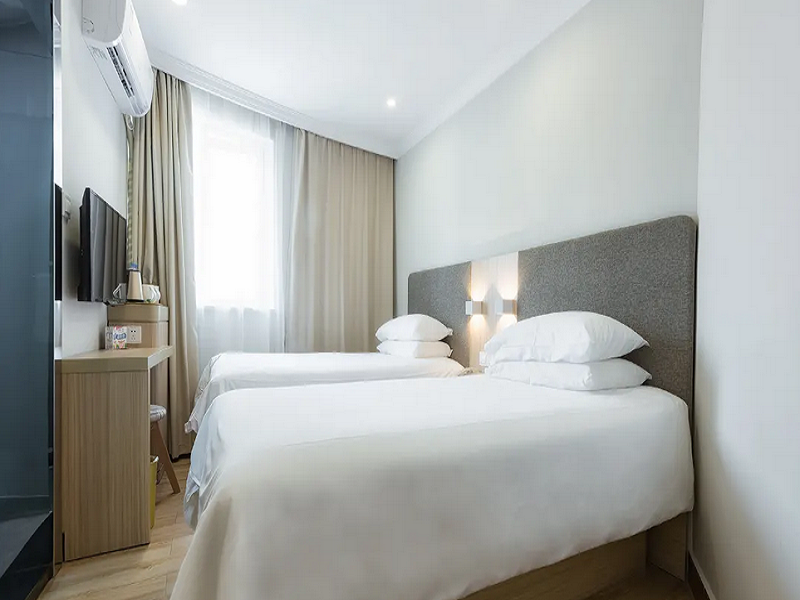 Huazhu - Twin Room