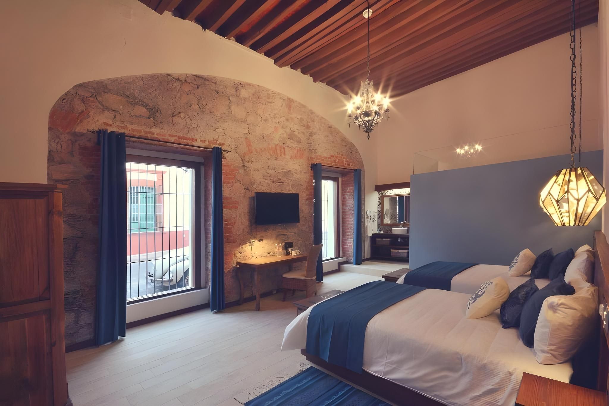 Grand Twin Room - Non-Smoking