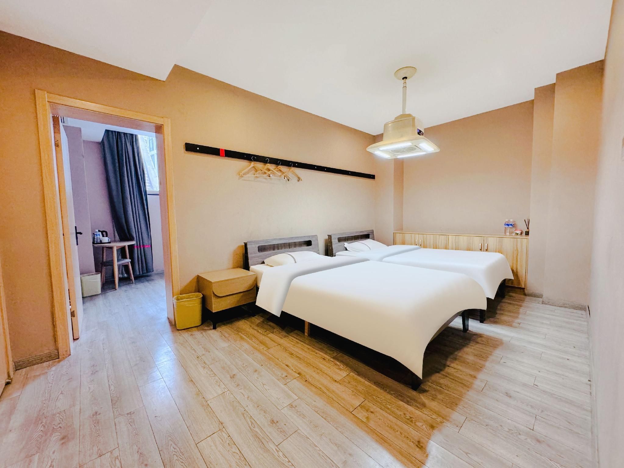 Boutique Triple Room