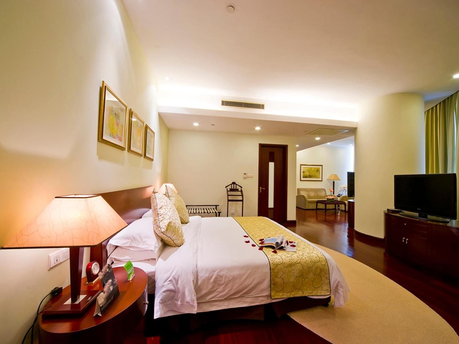 Executive King Suite