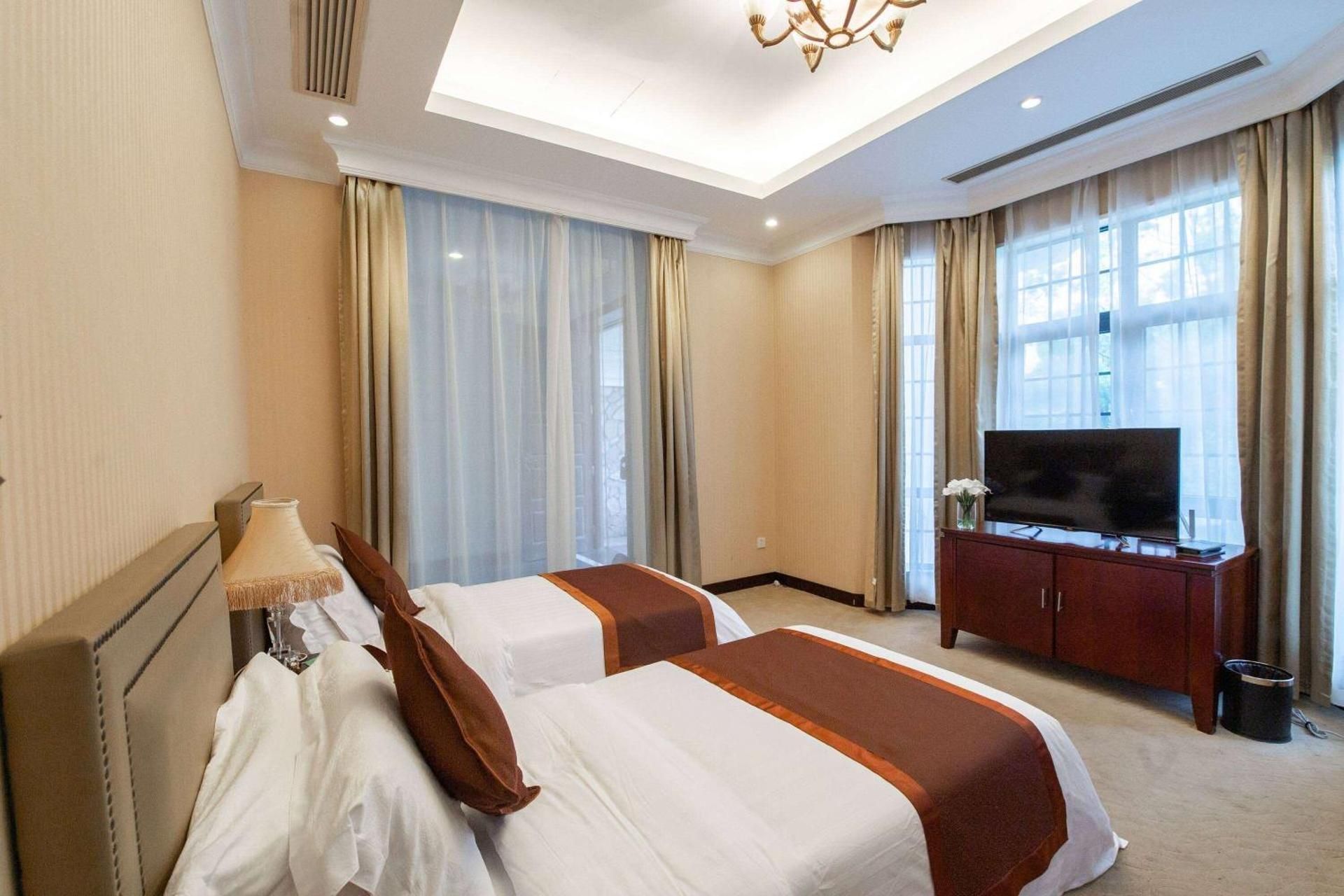 Deluxe Villa