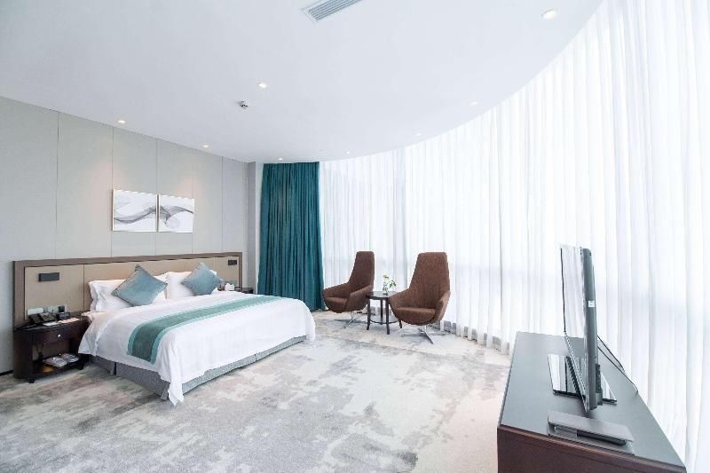 Executive King Suite