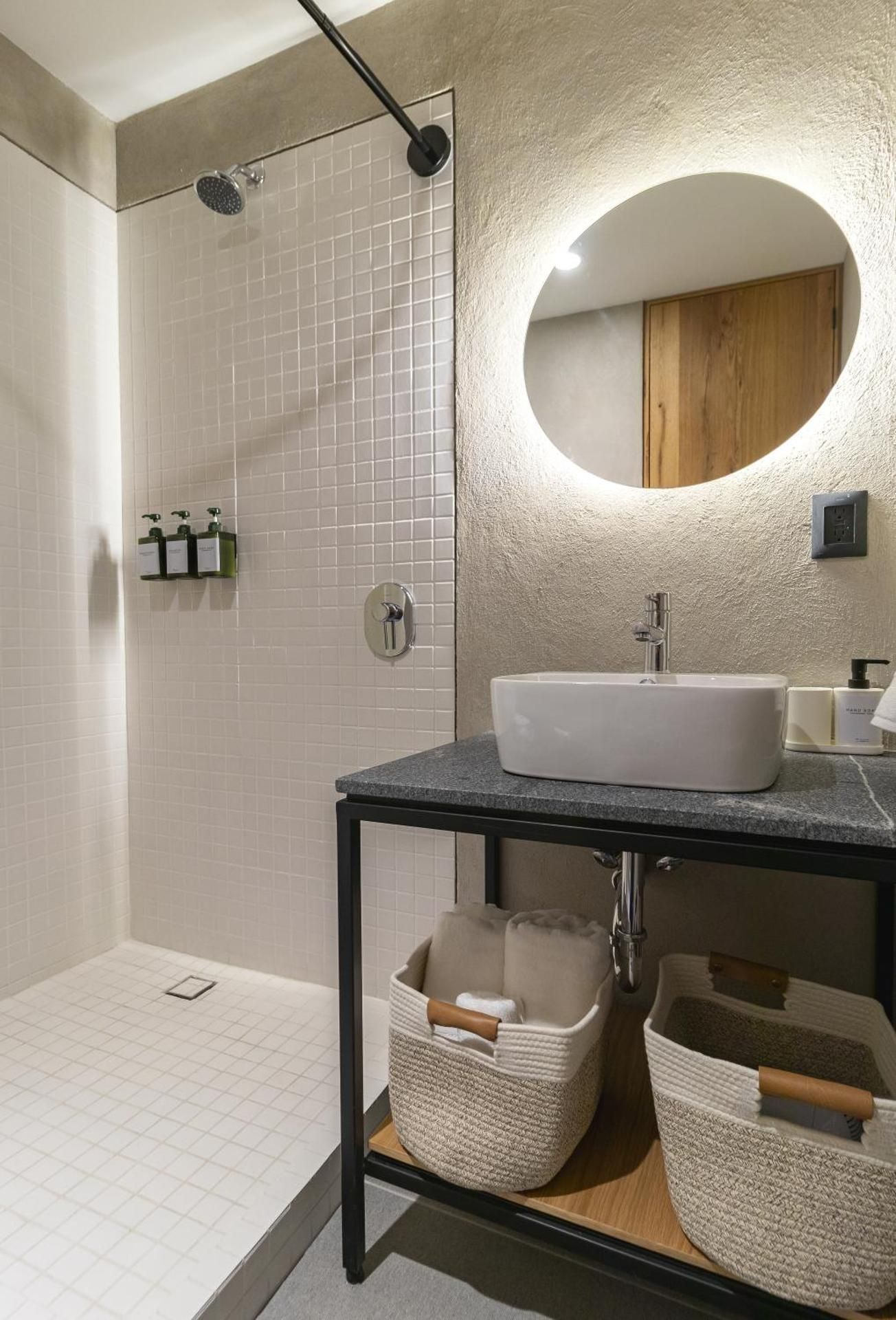 Queen Suite