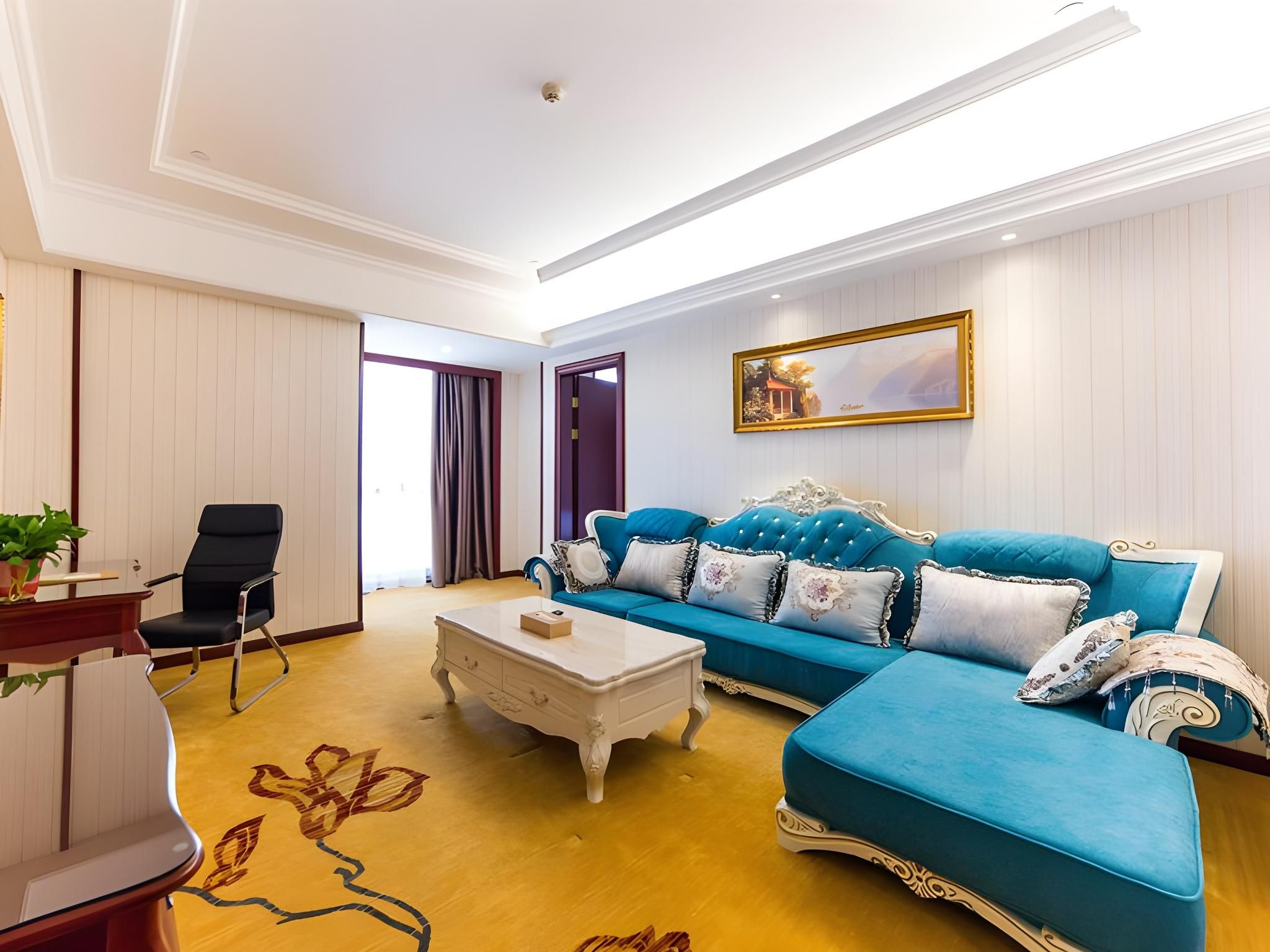 Business Suite