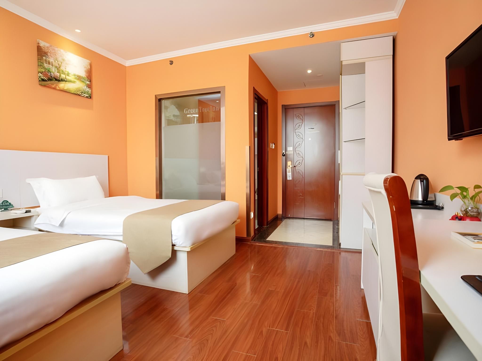 Twin Business Room