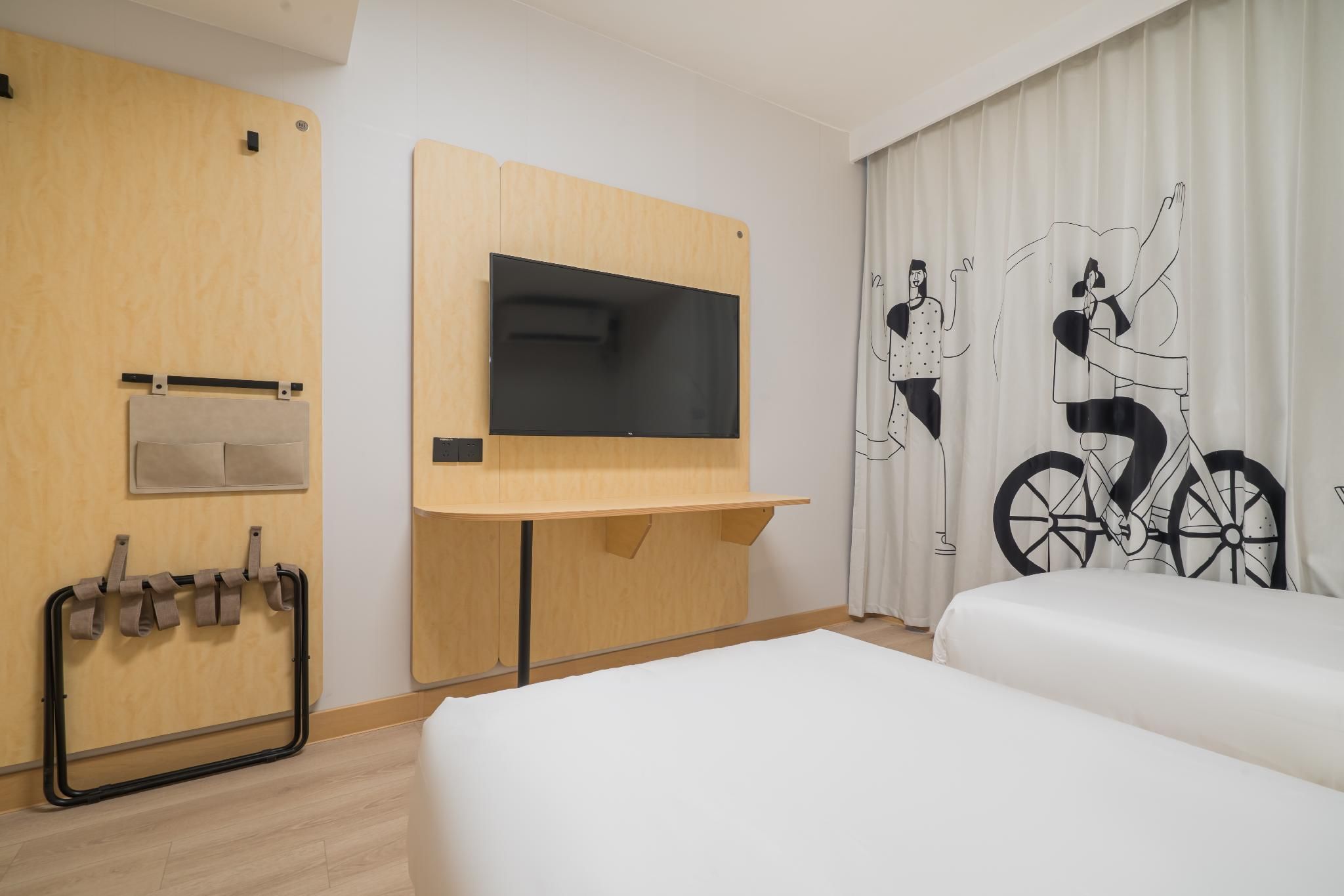 Huazhu - Twin Room