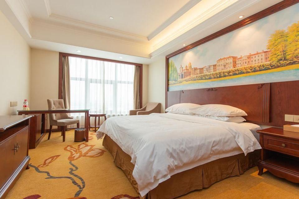 WH - Superior Bed Room
