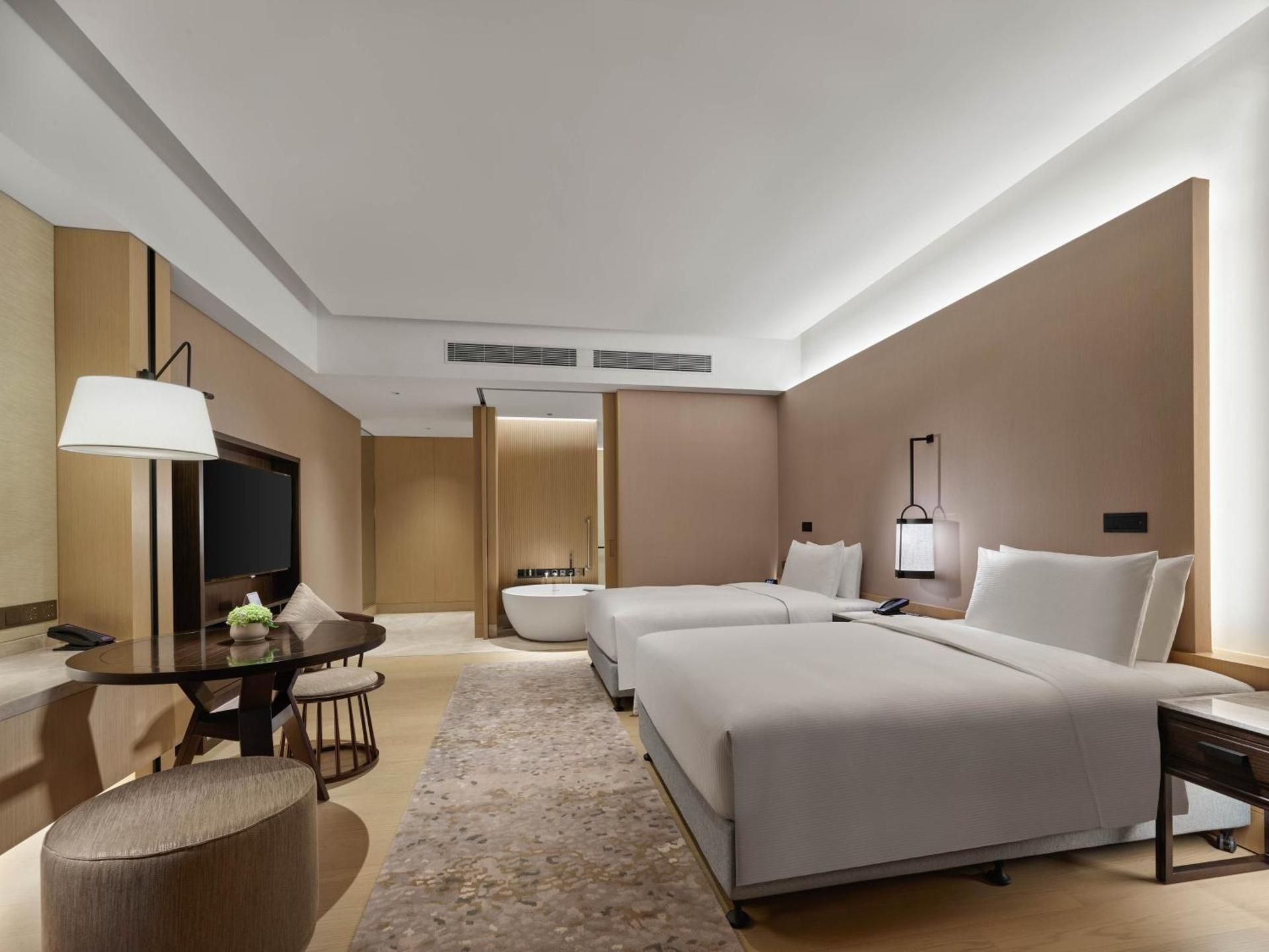 TWIN DELUXE ROOM WITH COURTYARD