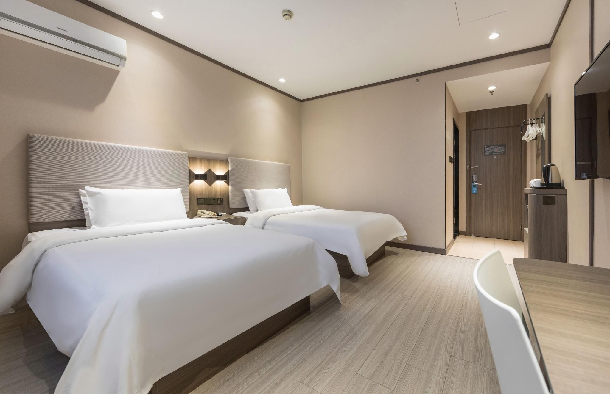 Twin Superior Room