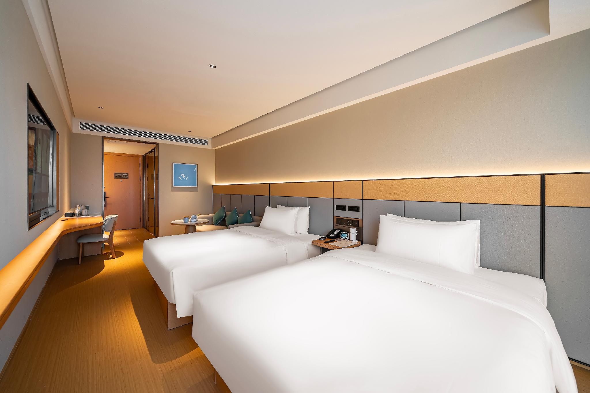Huazhu - Family Room