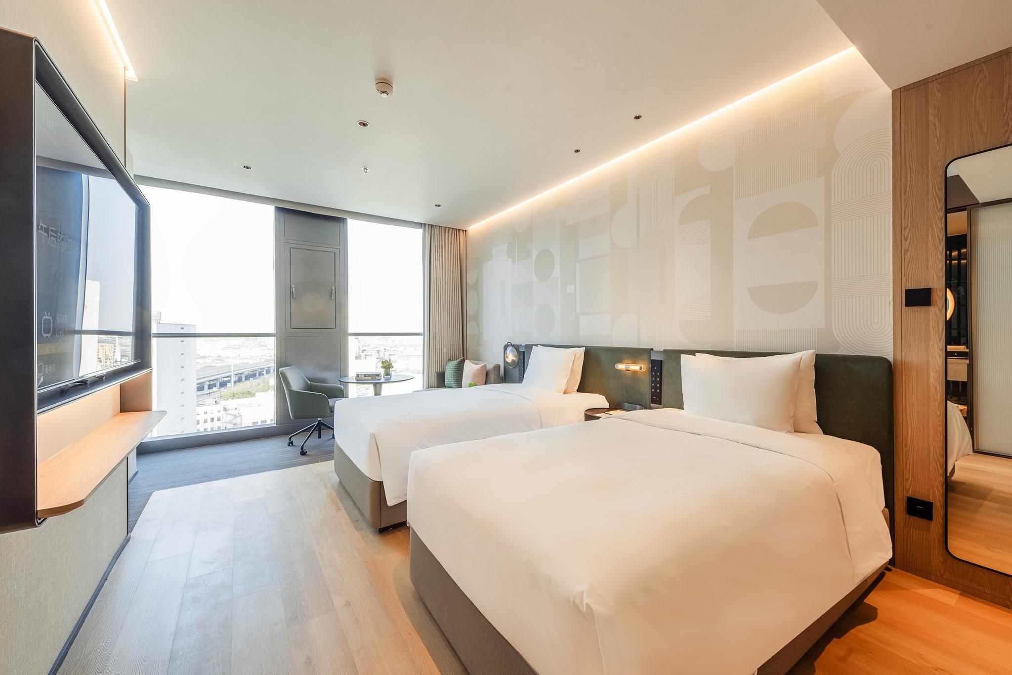 2 Double Premium City View