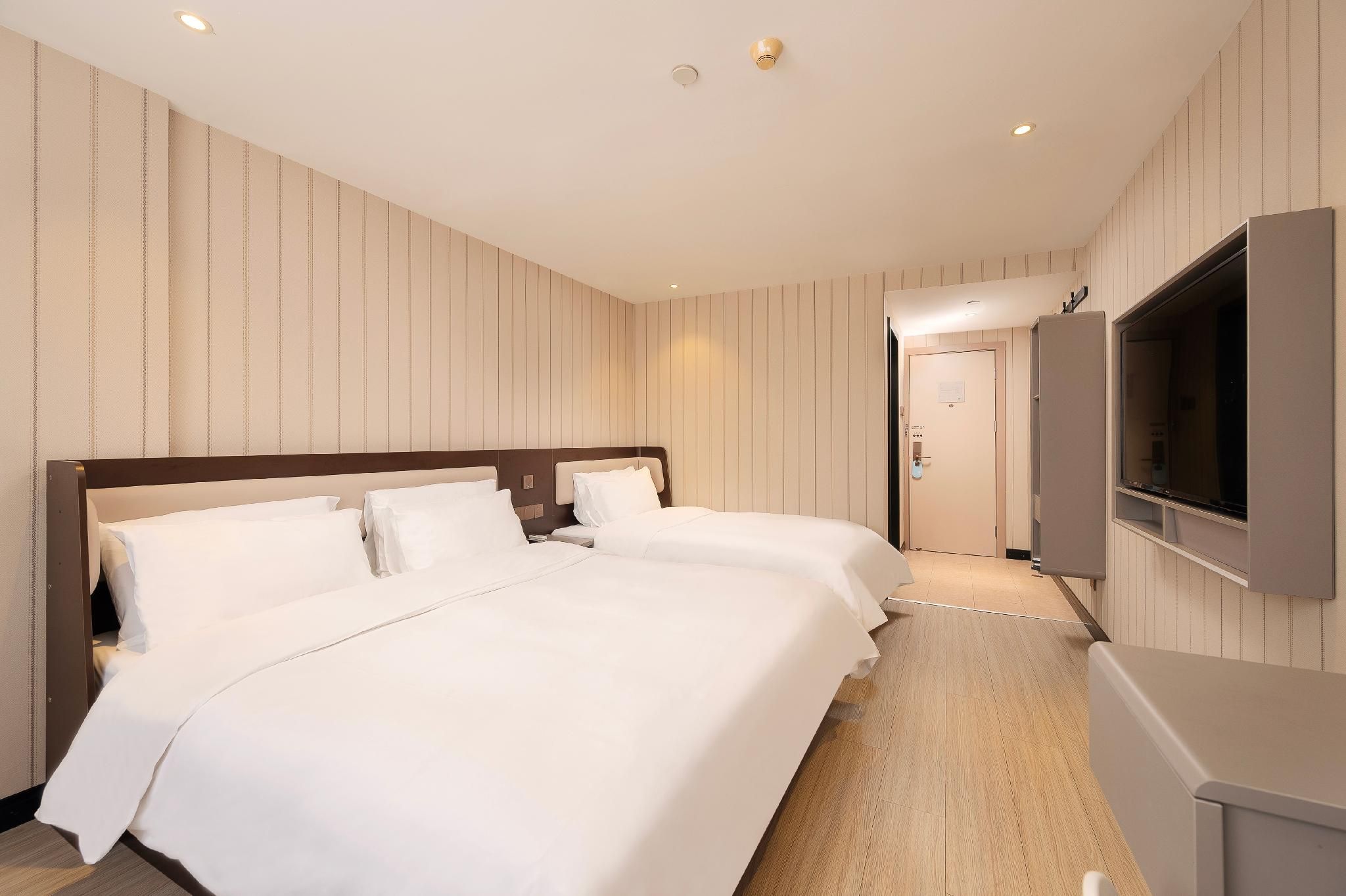 Twin Business Room