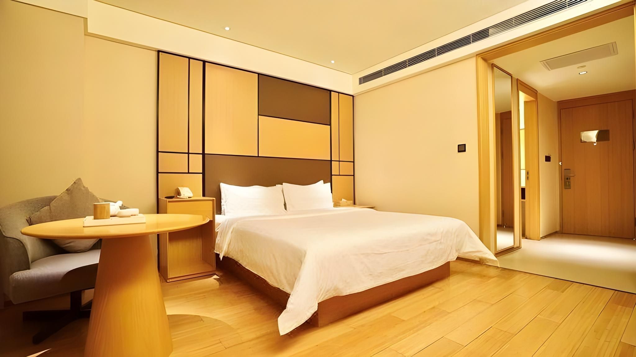 Double Room with No Window