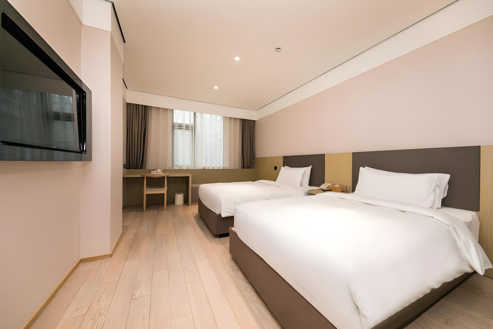 2 Bed Twin Superior Room