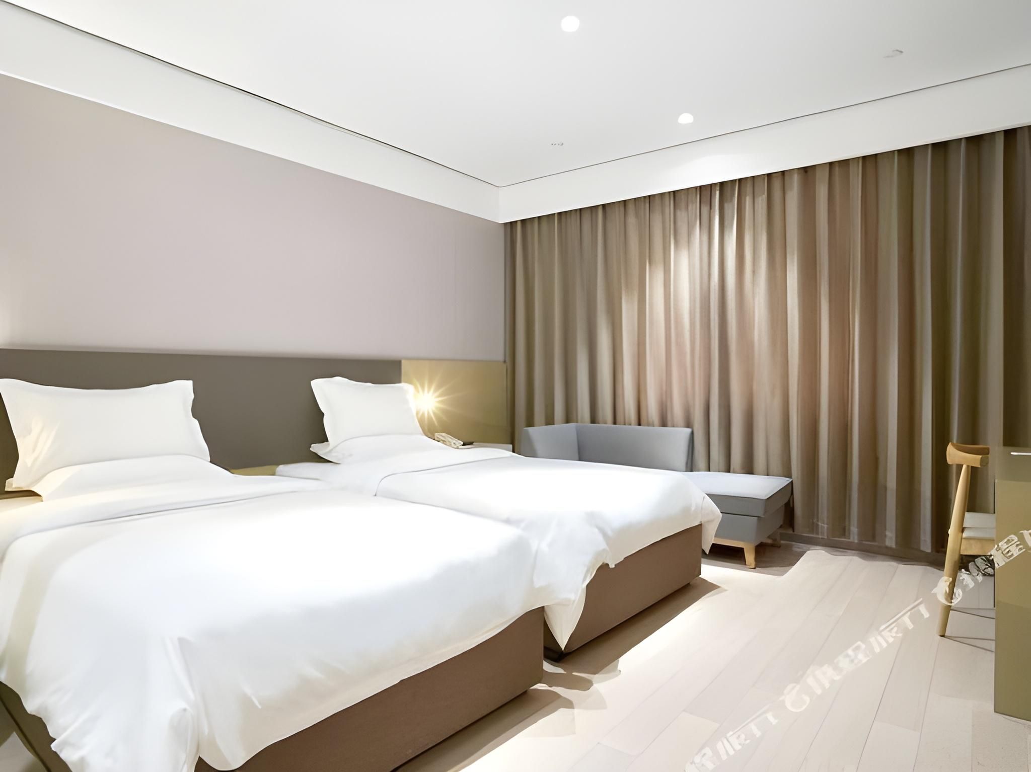 2 Bed Twin Superior Room
