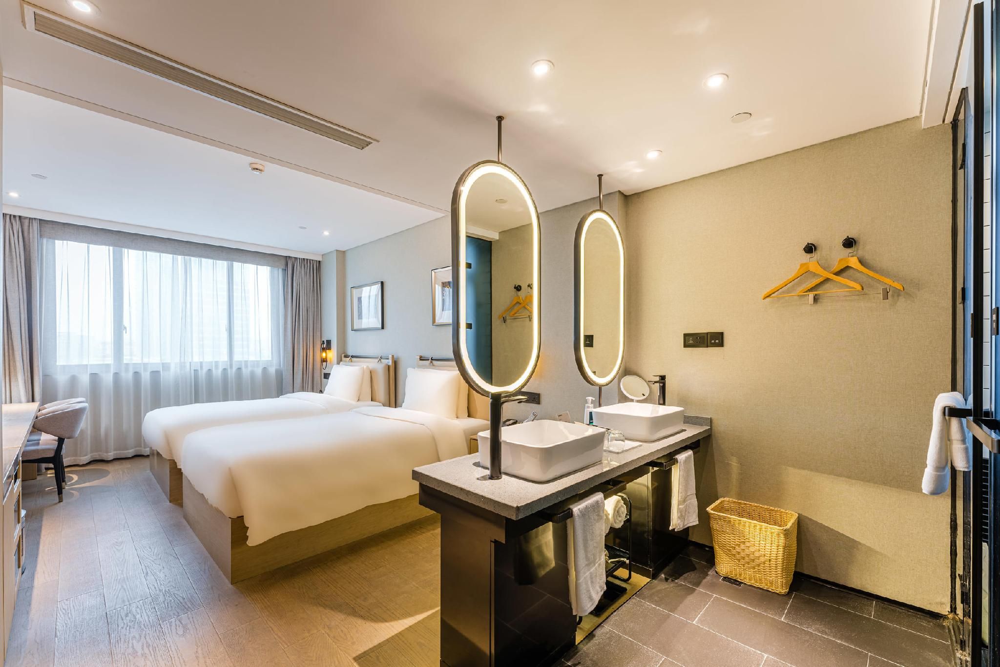 Atour - JIMU Twin Room