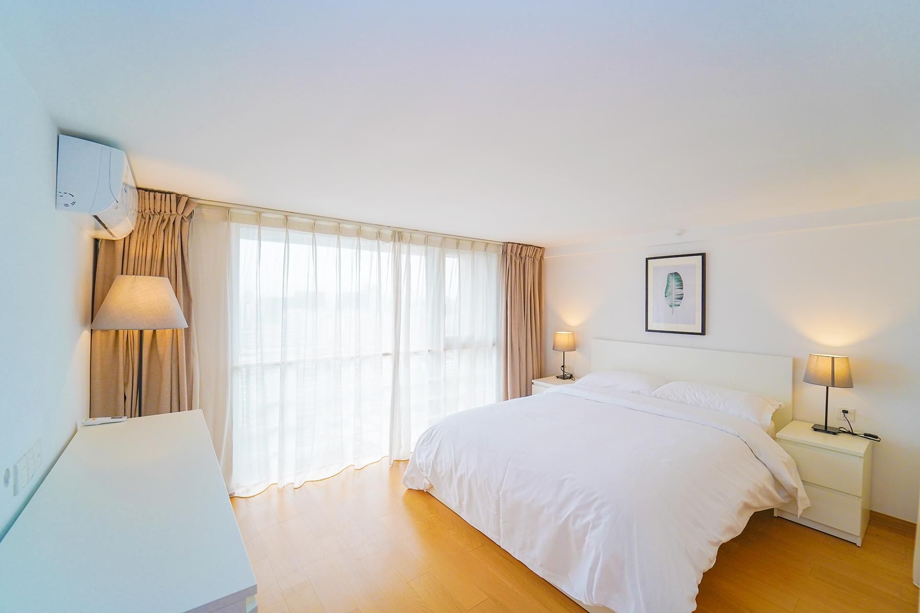 Deluxe Loft Room