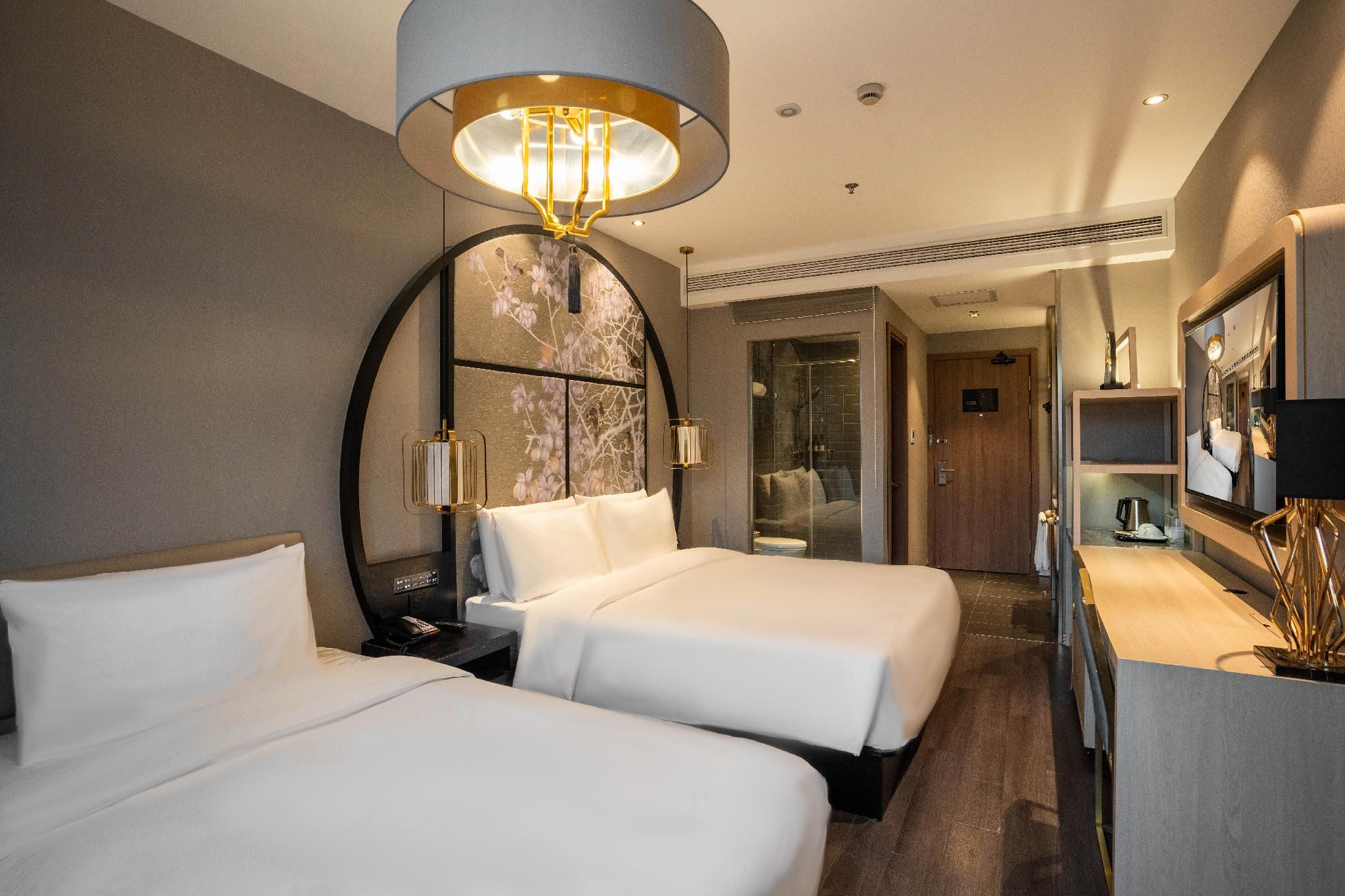 Deluxe Family Room, Guest room