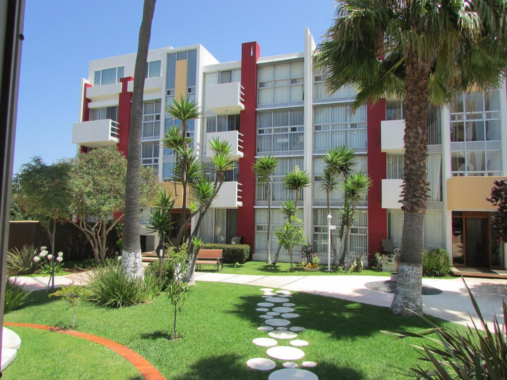 Dali Suites Hotel