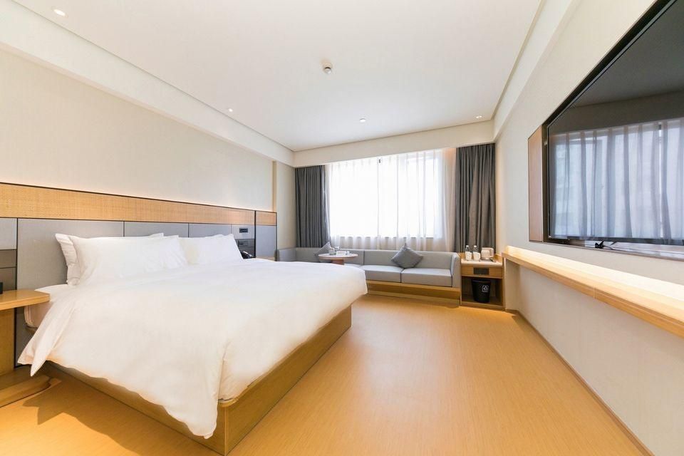 Business Queen Bed Room