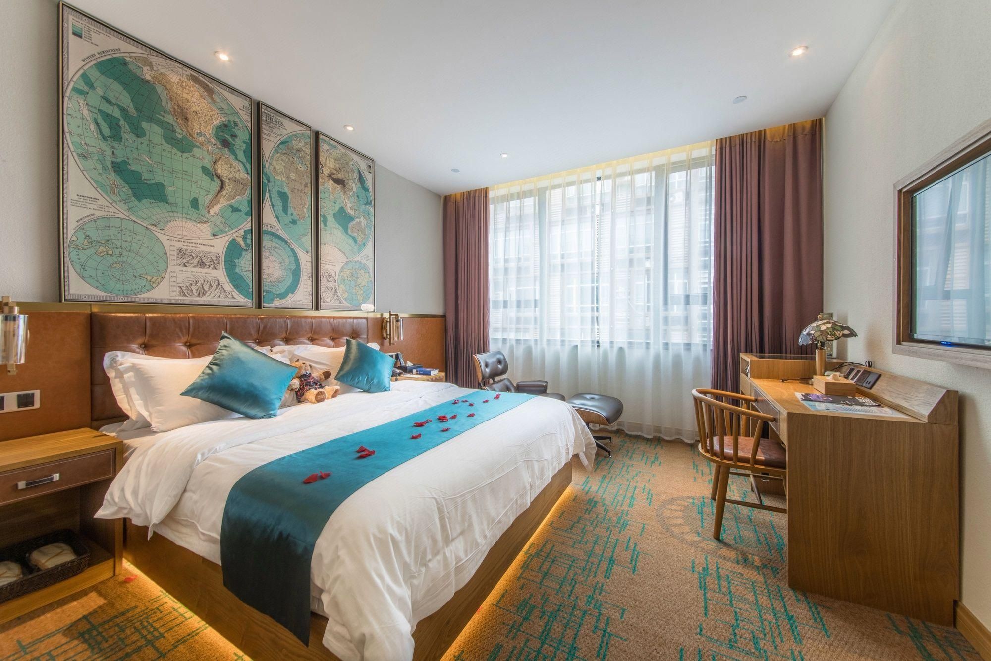 James Joyce - Feifan Bed Room