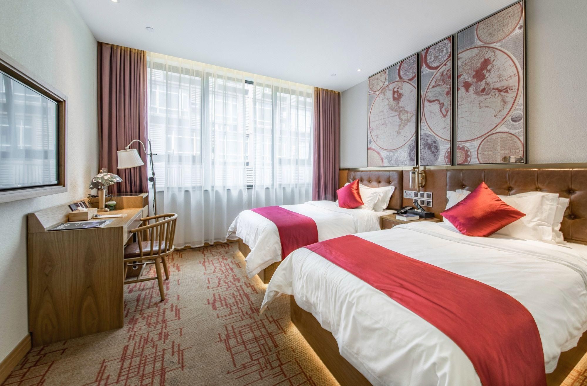 James Joyce - Feifan Twin