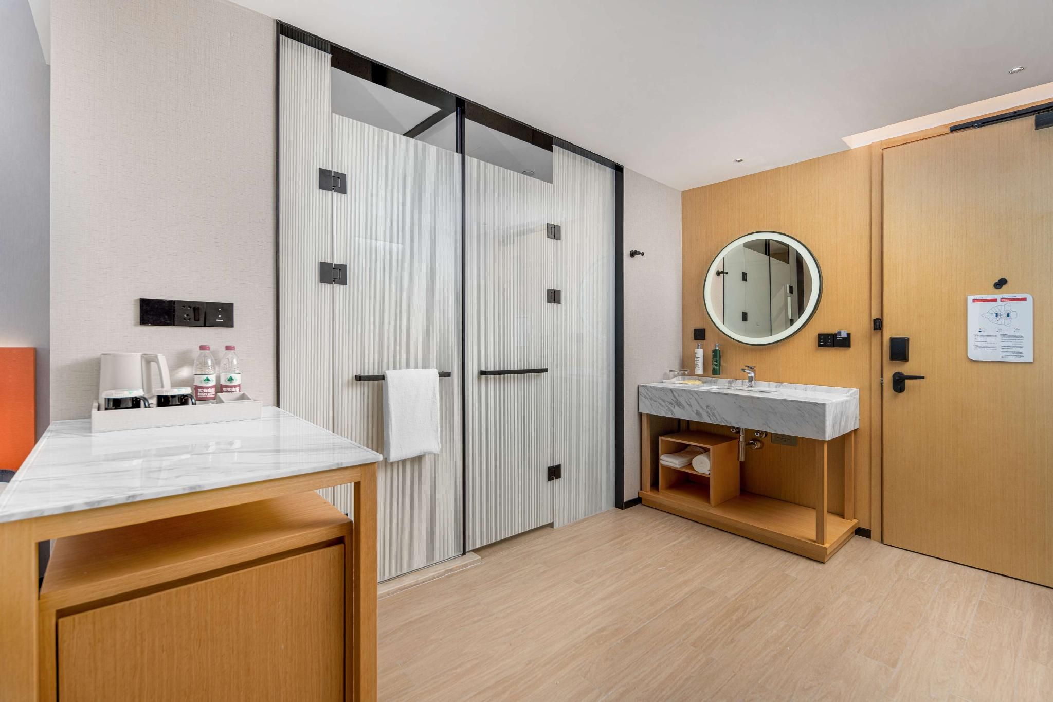 King Accessible Room 