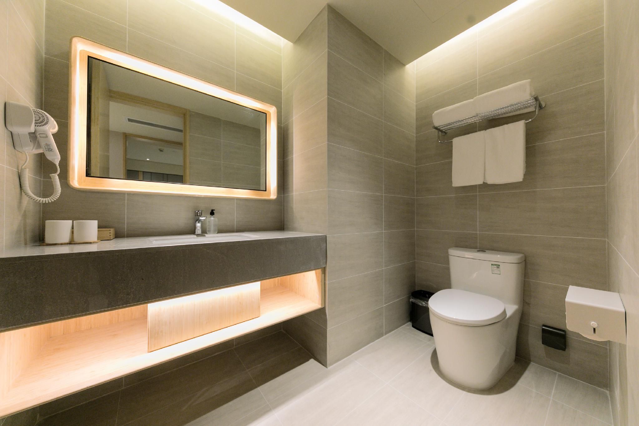 Twin Business Room