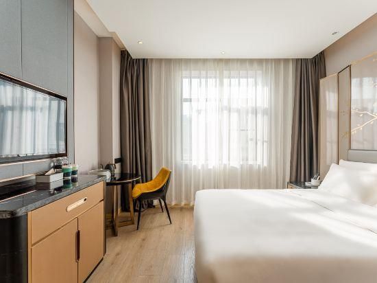 Elegant Double Room