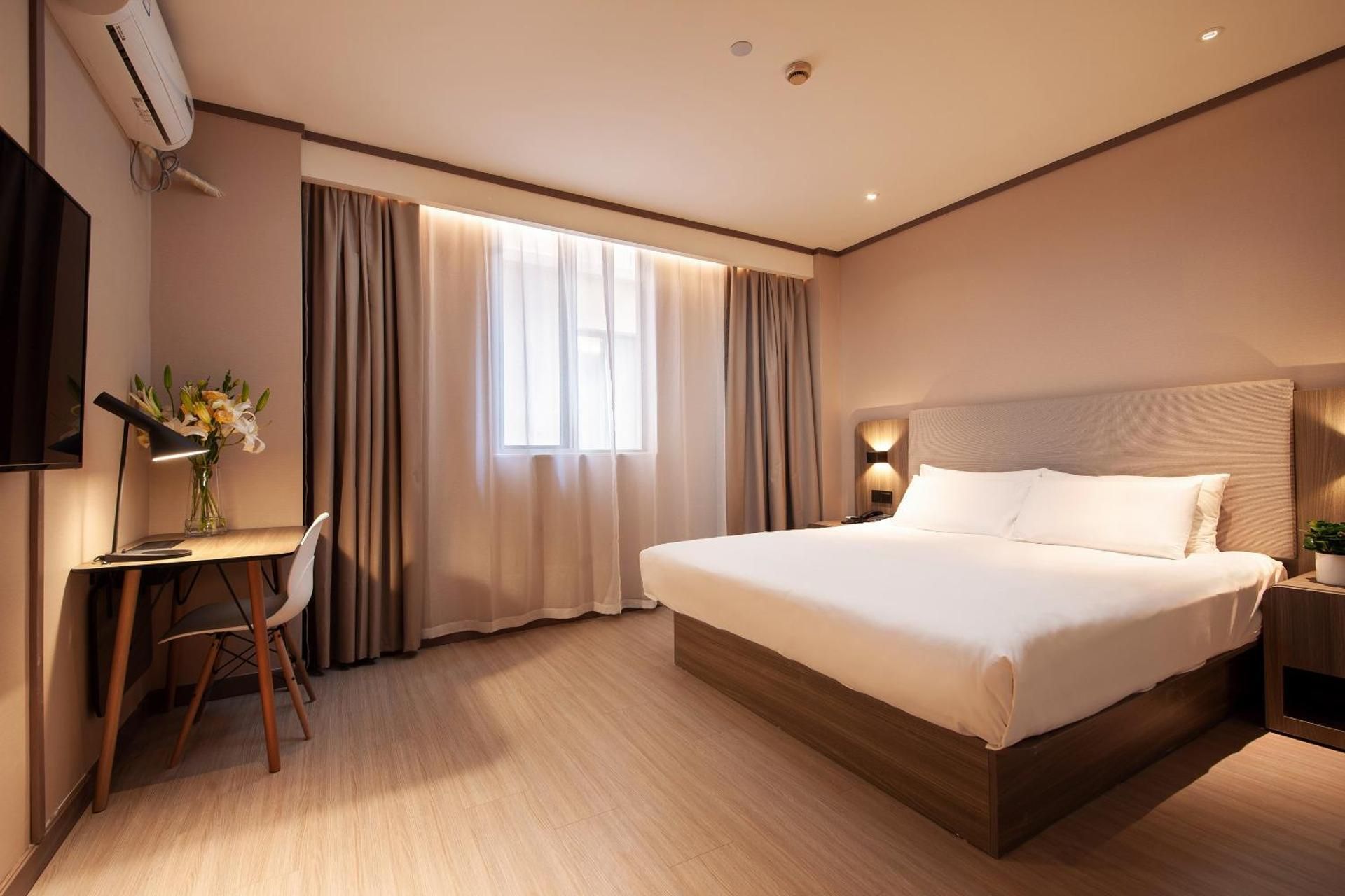 Superior Queen Room