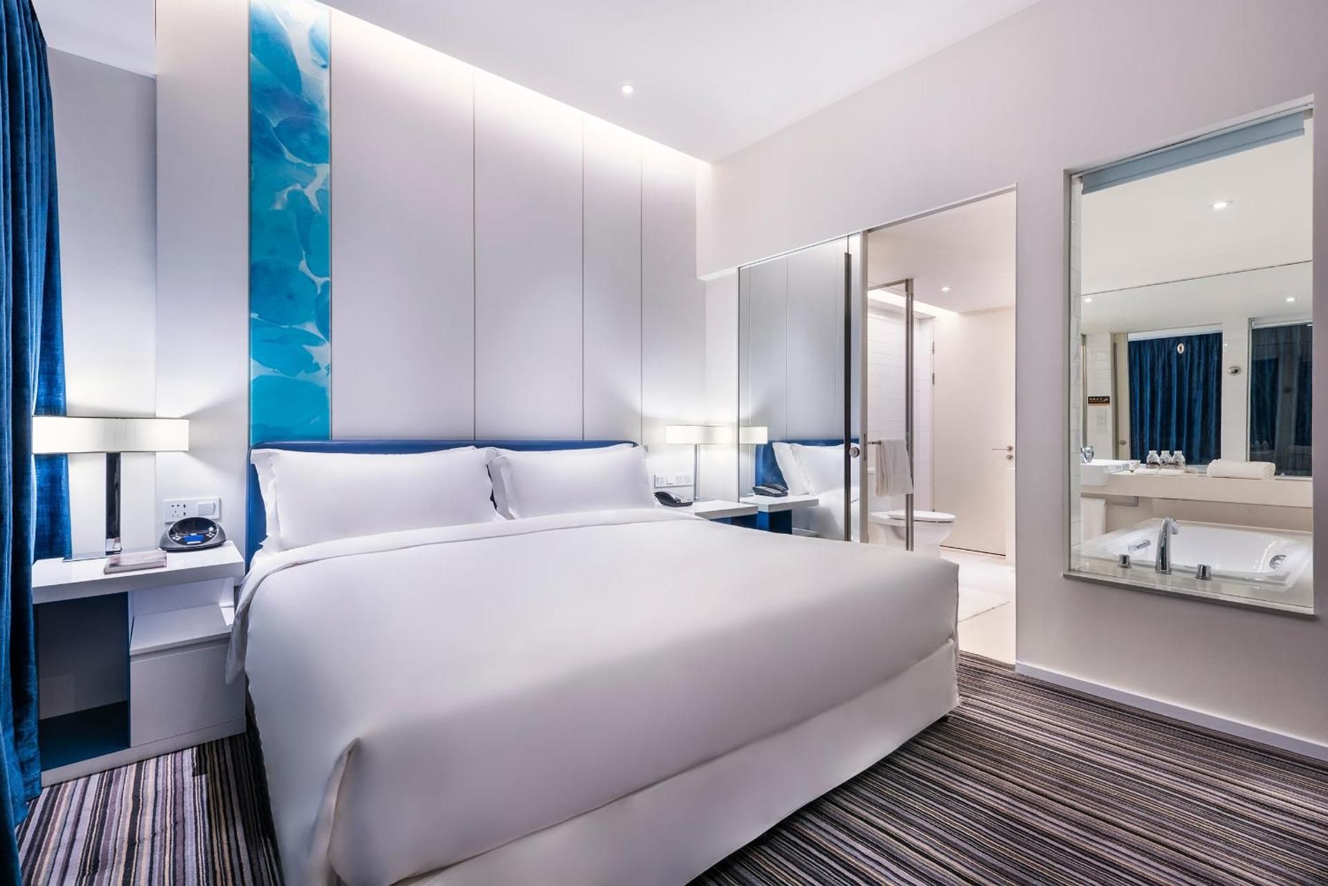 Deluxe Suite, Lounge Access, 1 King Size Bed