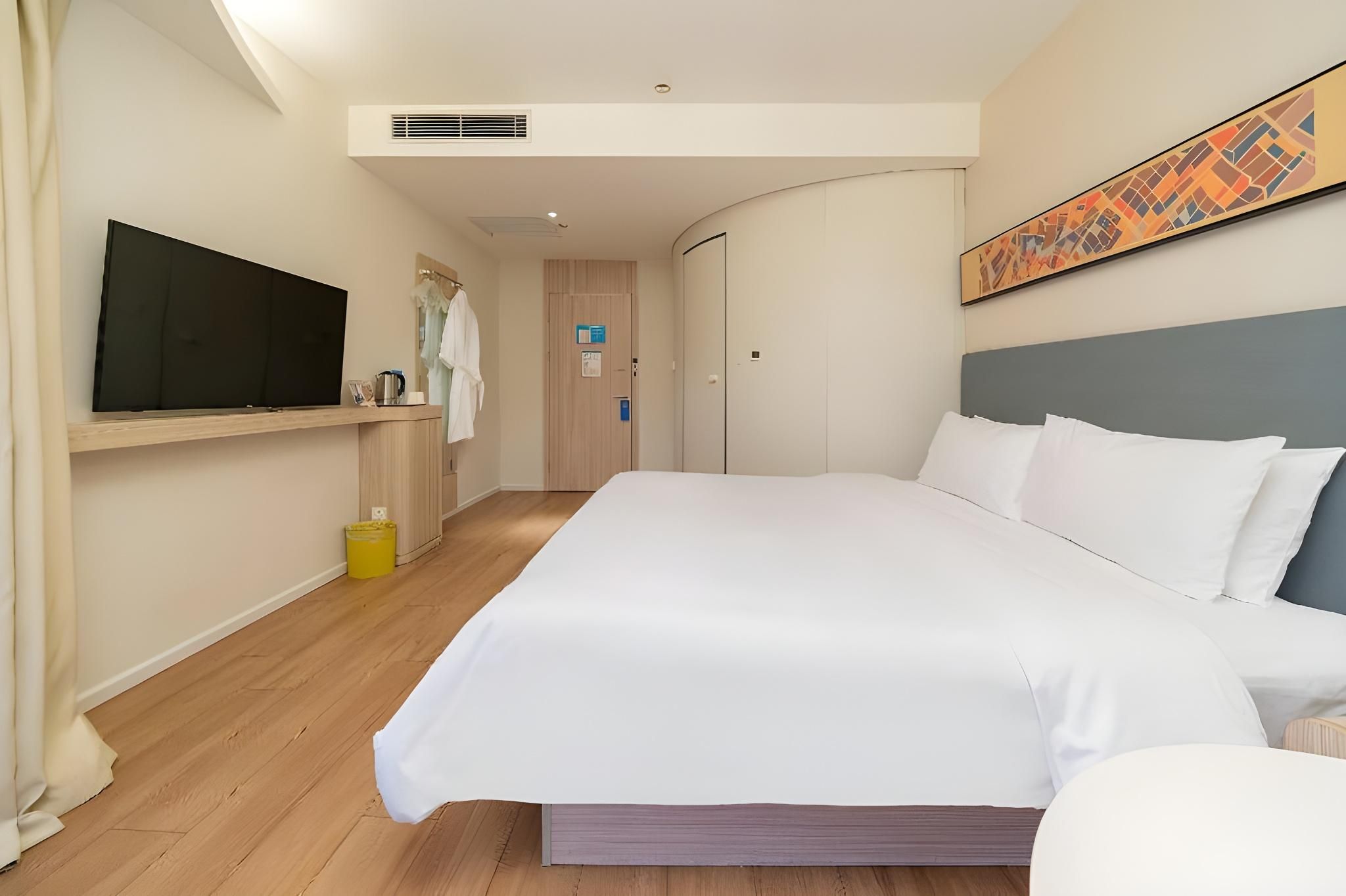 DOUBLE Double Room (no window)