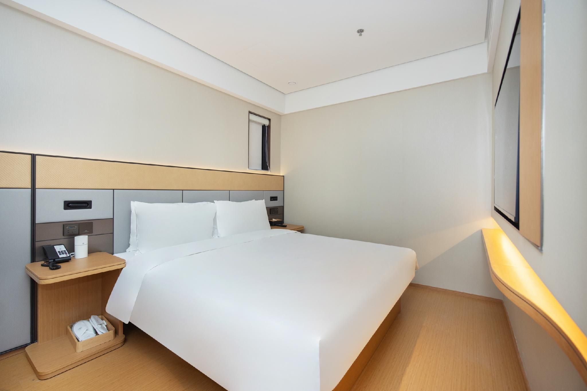 Huazhu - Bed Room A