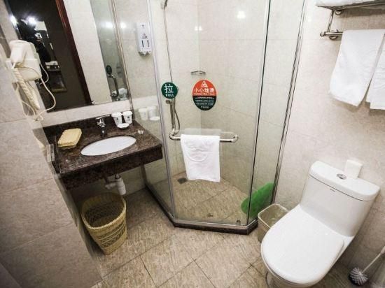 GTI - Fashion Family Room