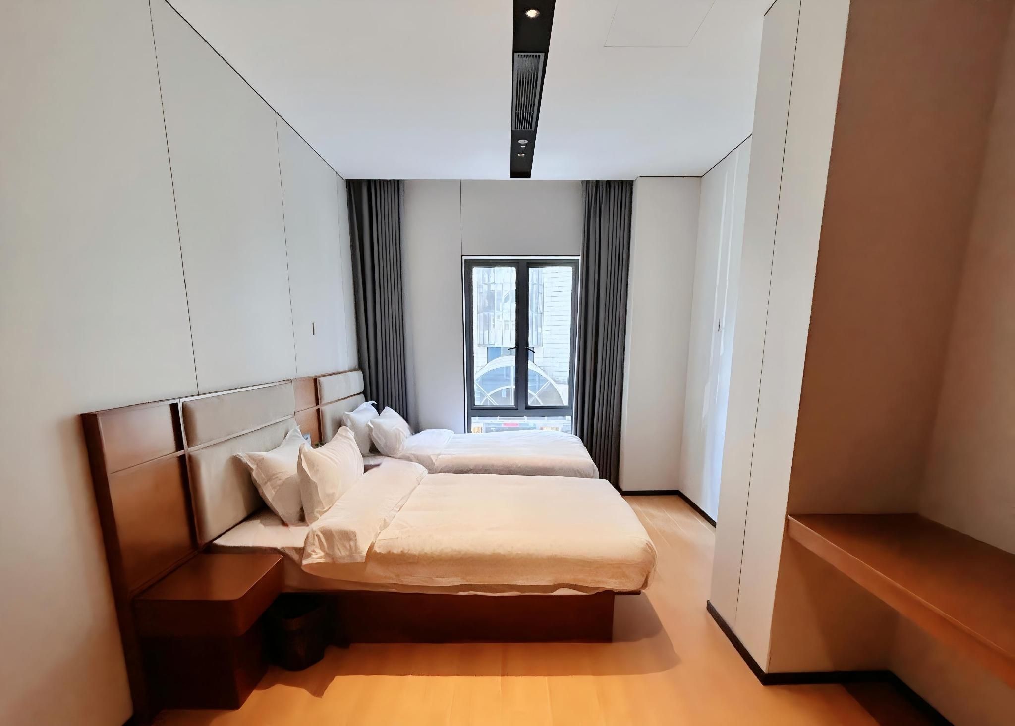 2 Bed Twin Superior Room