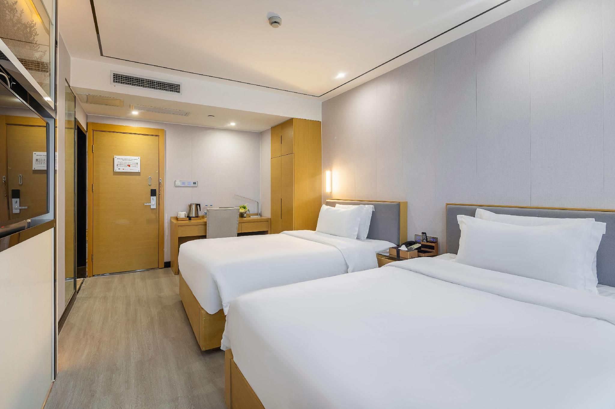 Twin Deluxe Room