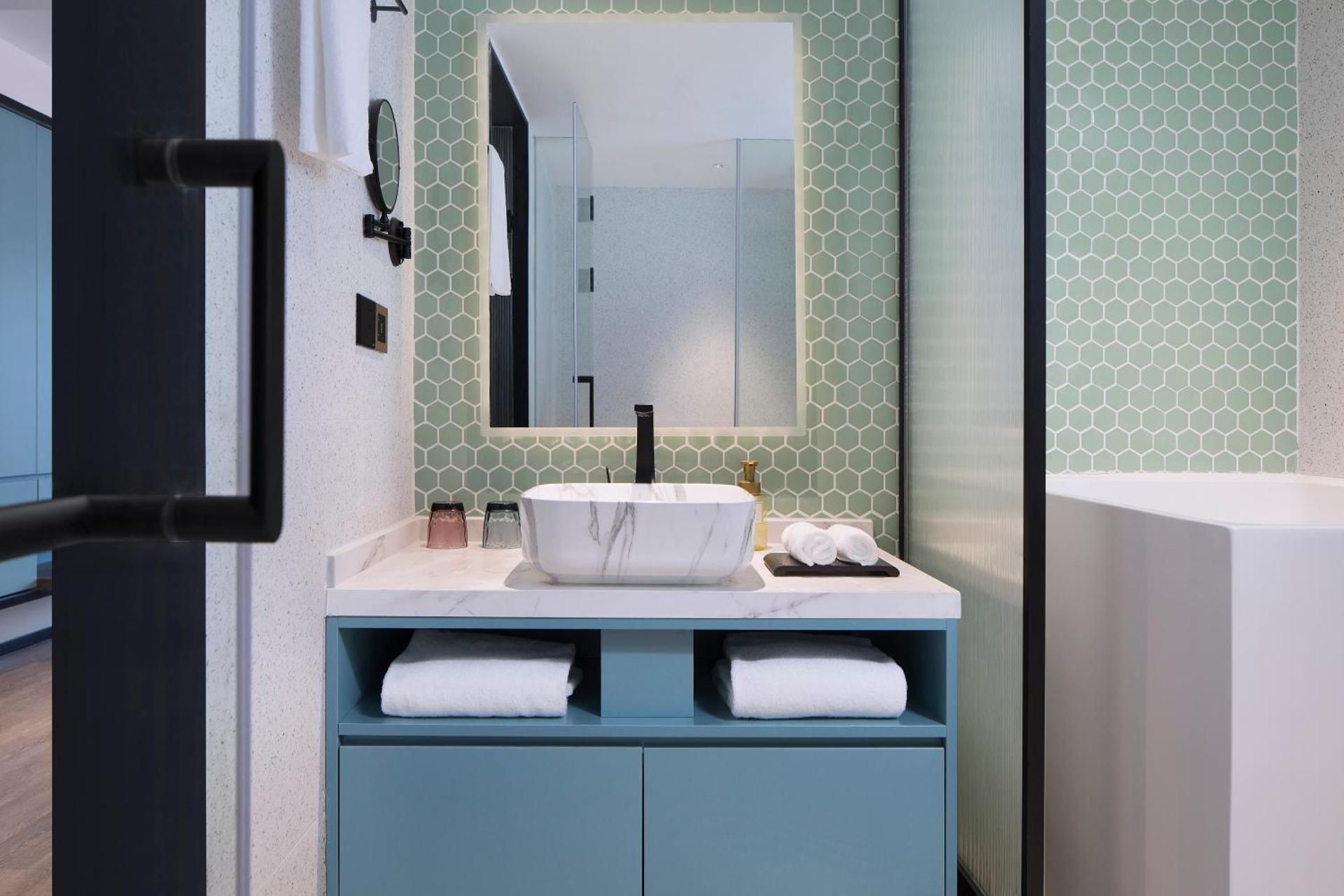One-Bedroom Deluxe
