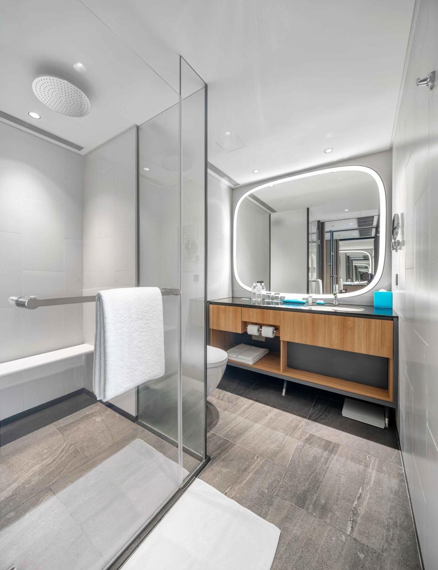 Standard Suite
