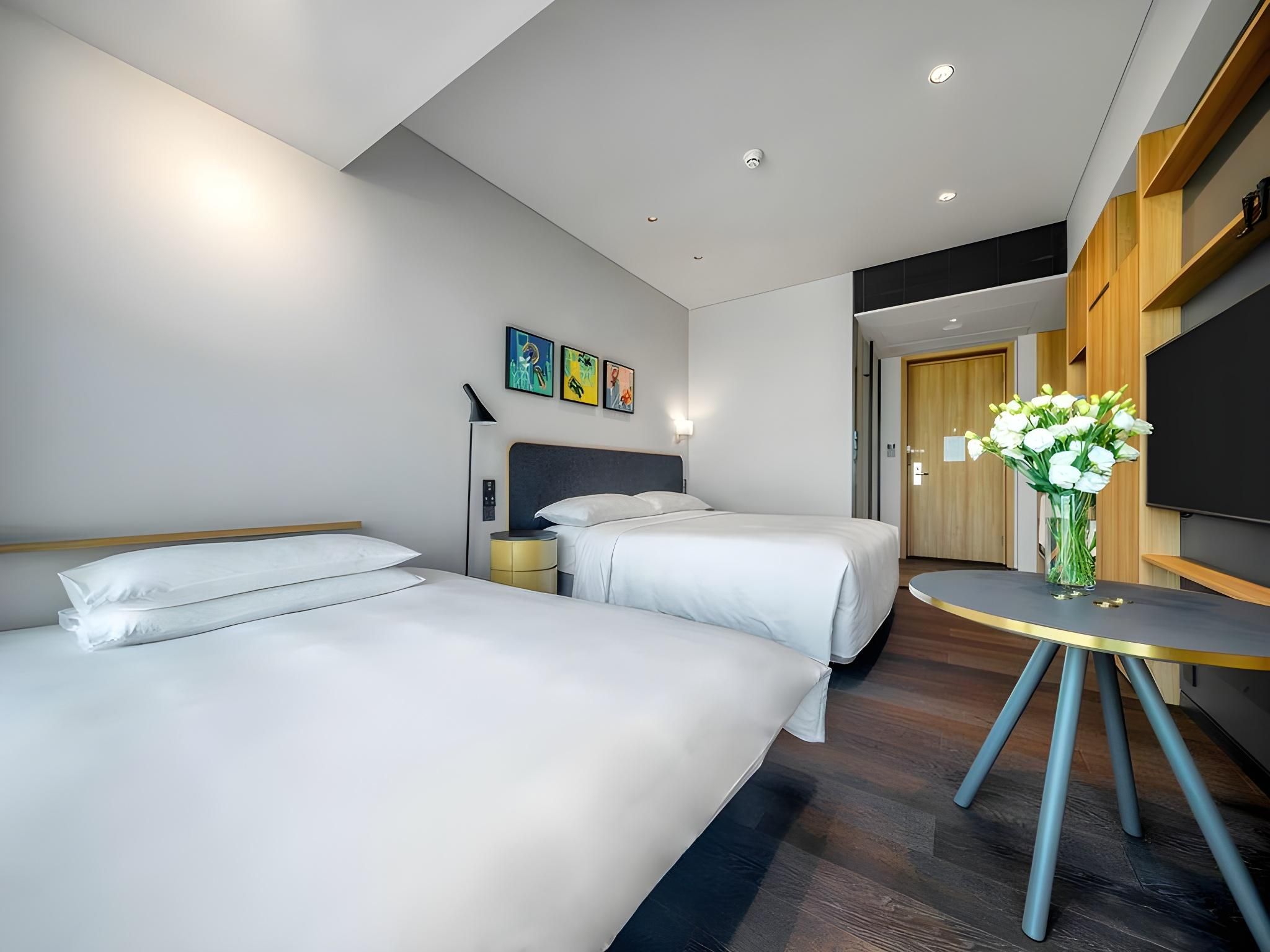 Artyzen Habitat Hongqiao Shanghai Deluxe Room 2