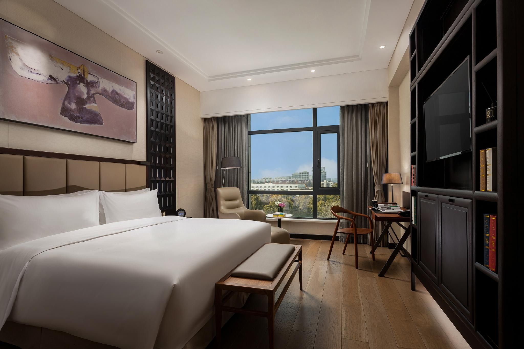 King Accessible Room