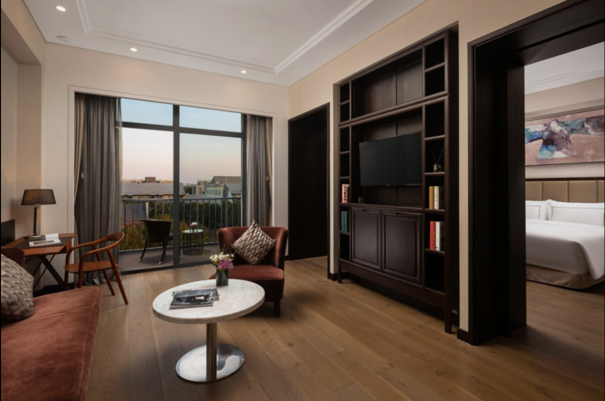 King Deluxe Suite Garden View