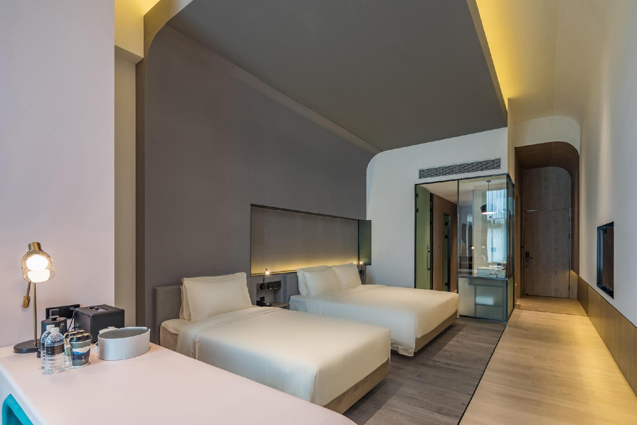 Atour - Living In Art Gallery, Bonding Twin Bed Room
