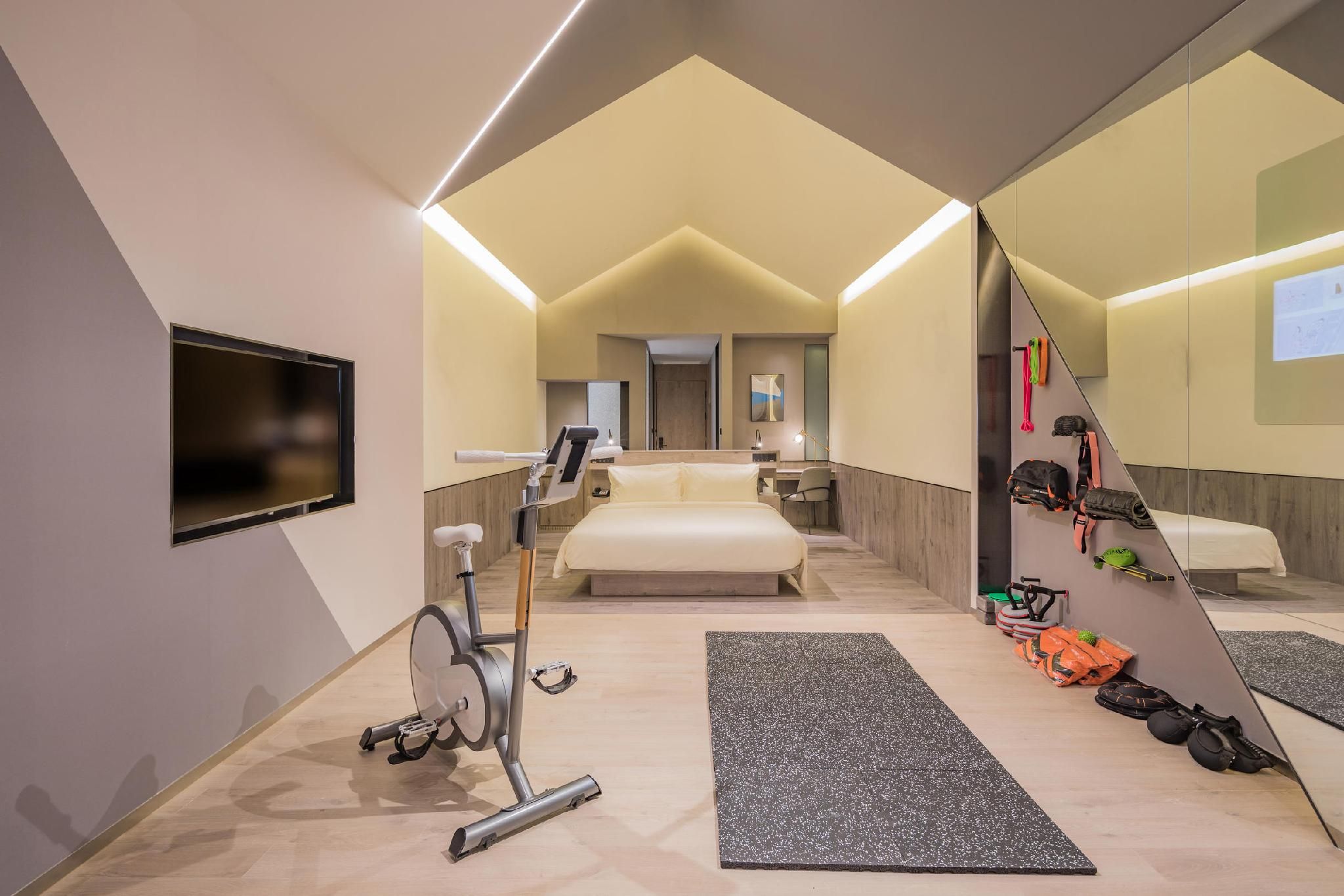Atour - Home In Future, Gym 1 Bed Room